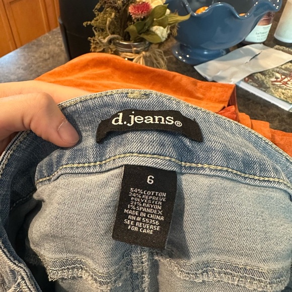 Light Blue Women's Jeans - Picture 4 of 4